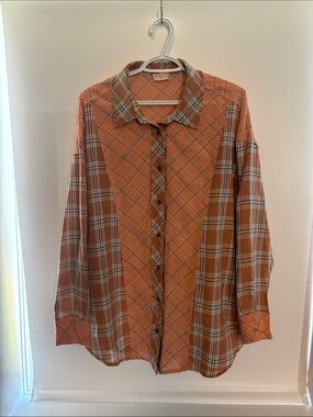 Casual Peach/Coral Plaid Button-Up Shirt